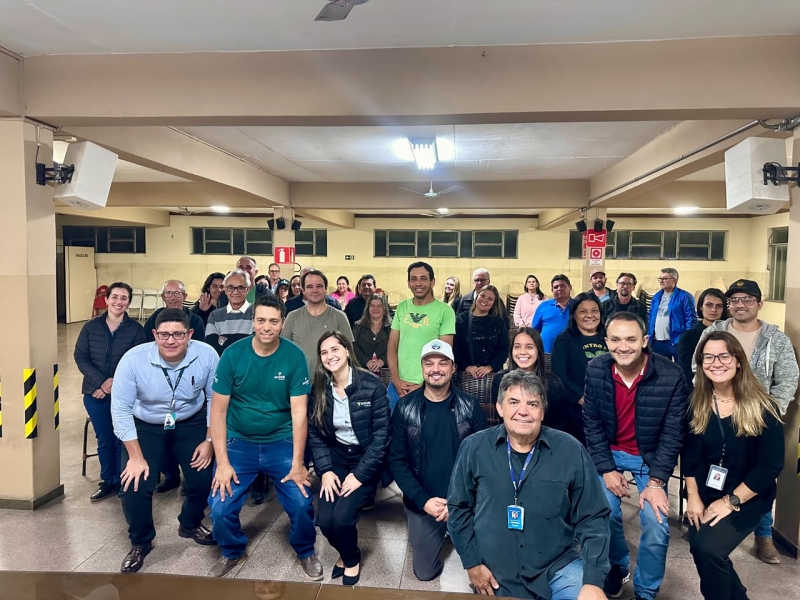 Itaúna promove palestra sobre acesso ao crédito para feirantes da agricultura familiar